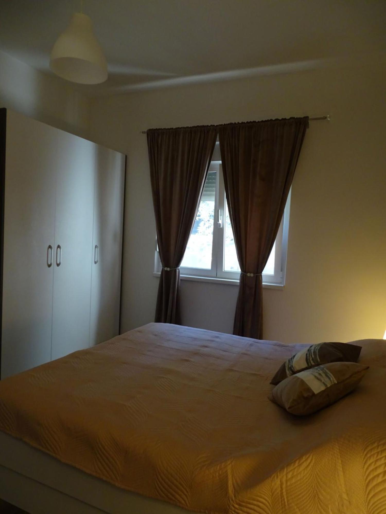 Apartments Antea & Magdalena พิโรวัซ ภายนอก รูปภาพ